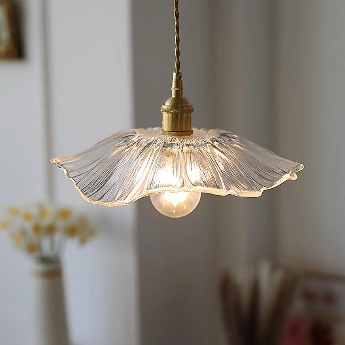 Flower Glass Pendant Lamp Retro Transparent Ceiling Light | Glass & Copper | E26 E27 LED Compatible | Warm Ambient Indoor Lighting